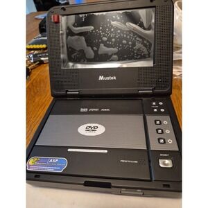 Mustek MP73 Portable DVD Player 7 Wide Screen No Cords Not Tested Parts Only